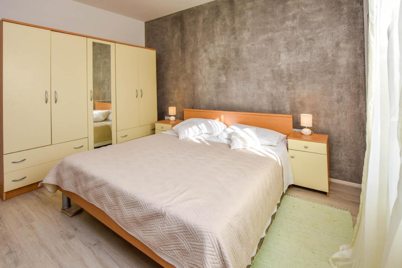 Apartament Kuca Za Odmor Lucija Vrana  Zewnętrze zdjęcie