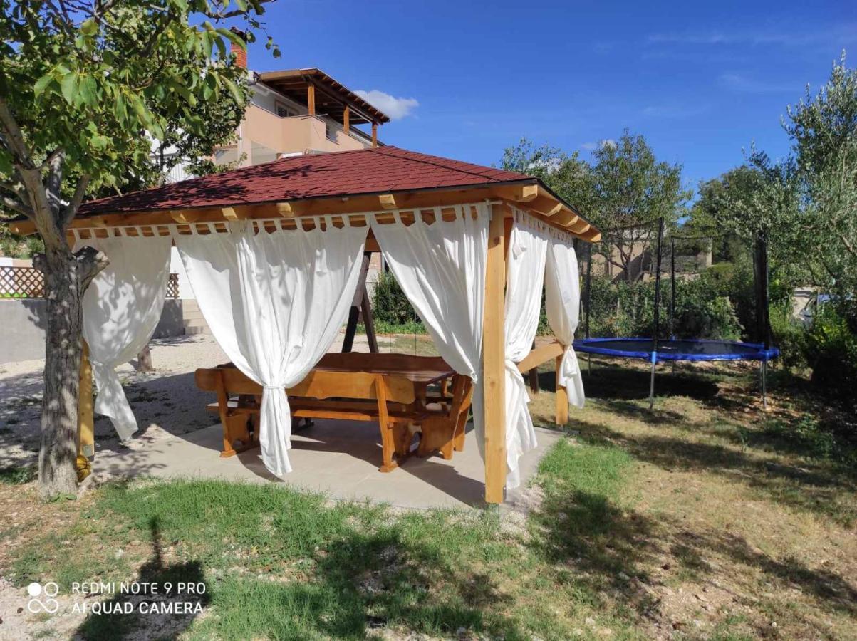 Apartament Kuca Za Odmor Lucija Vrana  Zewnętrze zdjęcie